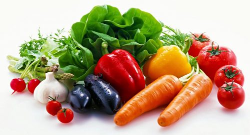 Chế độ ăn uống nhiều rau củ cũng giúp trái tim khỏe mạnh hơn