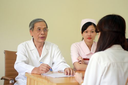 bác sĩ Nguyễn Minh Giao